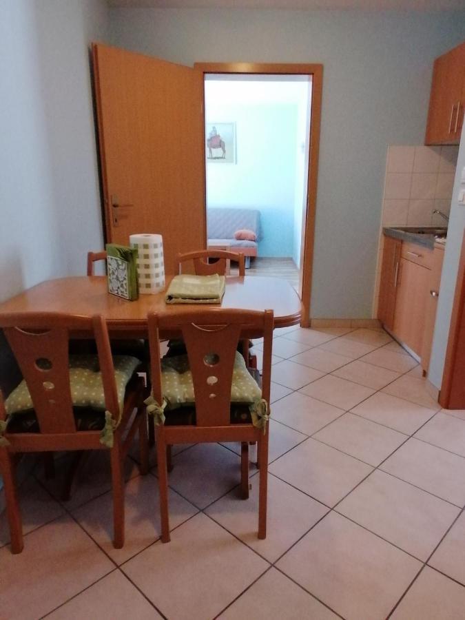 Apartment Modrina Kobarid Esterno foto