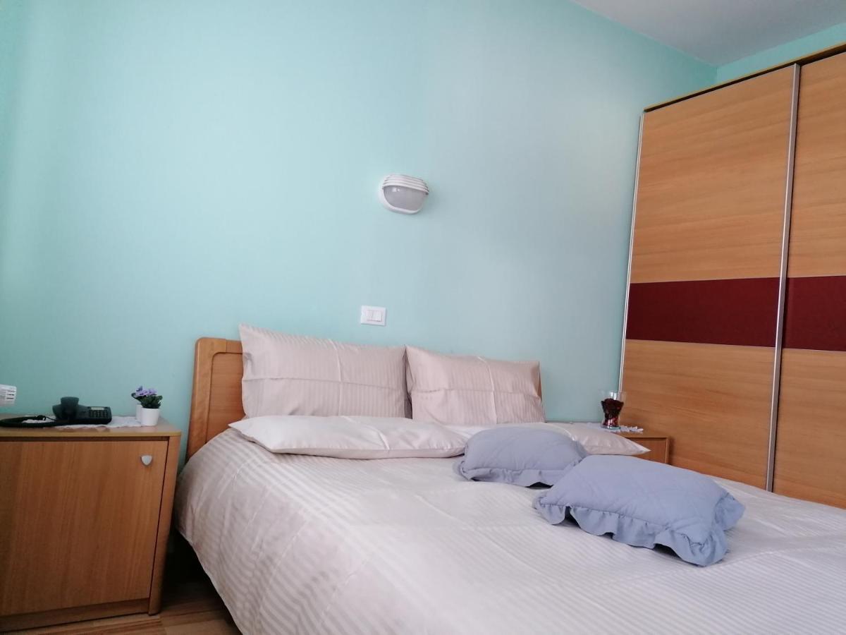 Apartment Modrina Kobarid Esterno foto